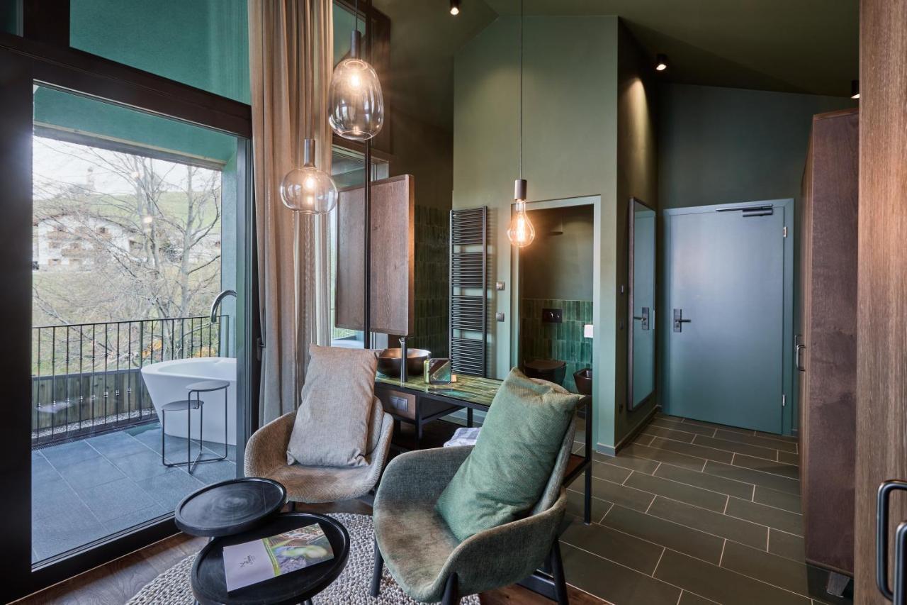 Floris Green Suites By Parc Hotel Florian Сиуси Екстериор снимка